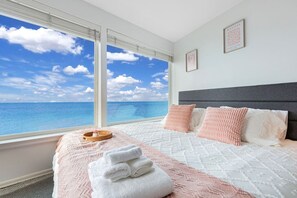 5 bedrooms, WiFi, bed sheets