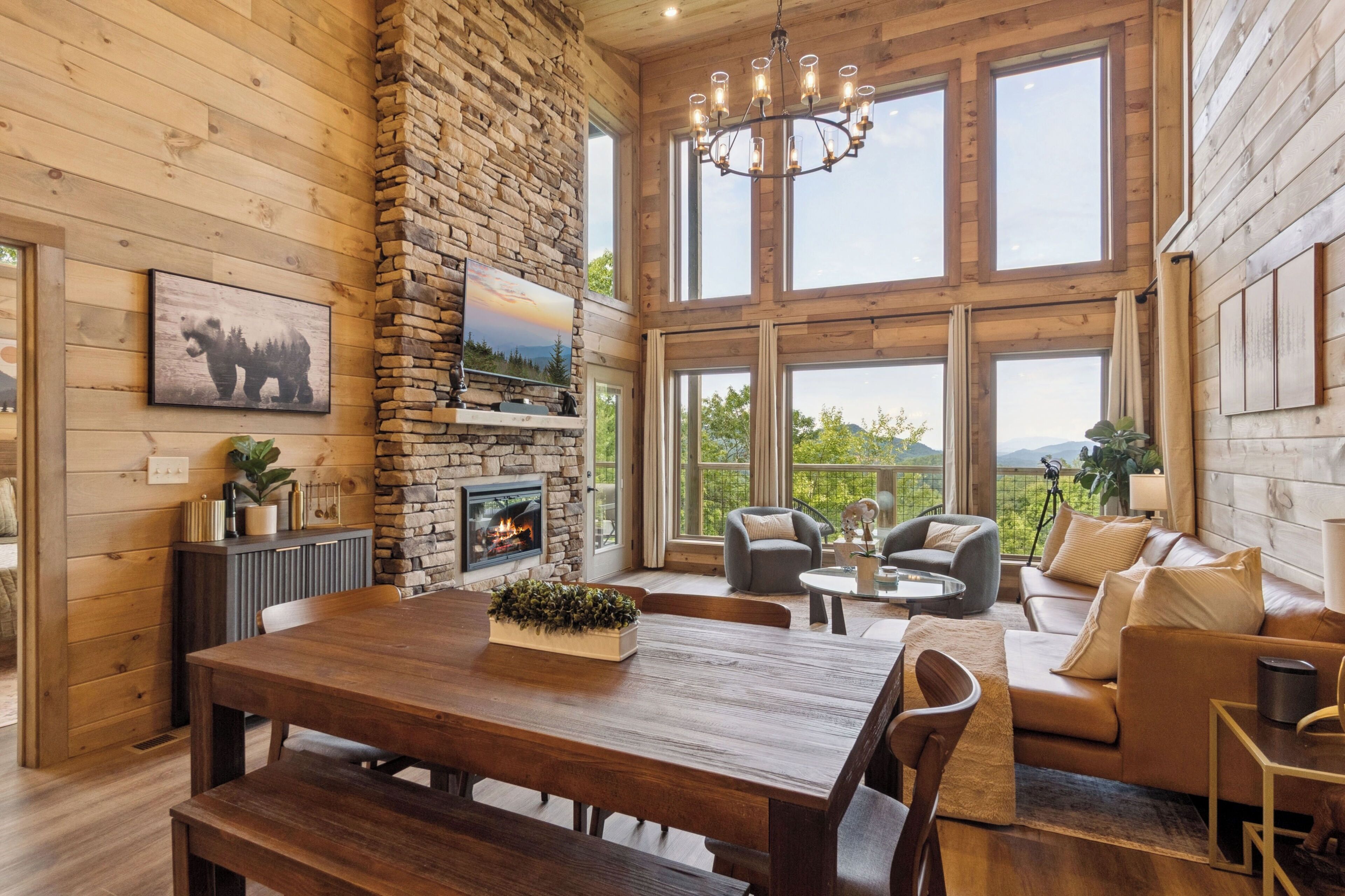 Smart TV, fireplace, table tennis