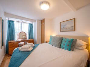 2 dormitorios, tabla de planchar con plancha, wifi gratis y ropa de cama