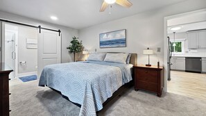 2 bedrooms, iron/ironing board, Internet, bed sheets - Higgins Hollow (Roscommon)