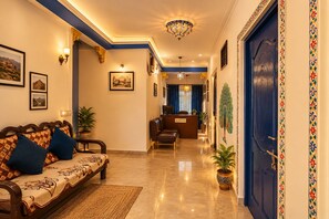 Reception - Venice View Hotel & Restaurant (Udaipur)