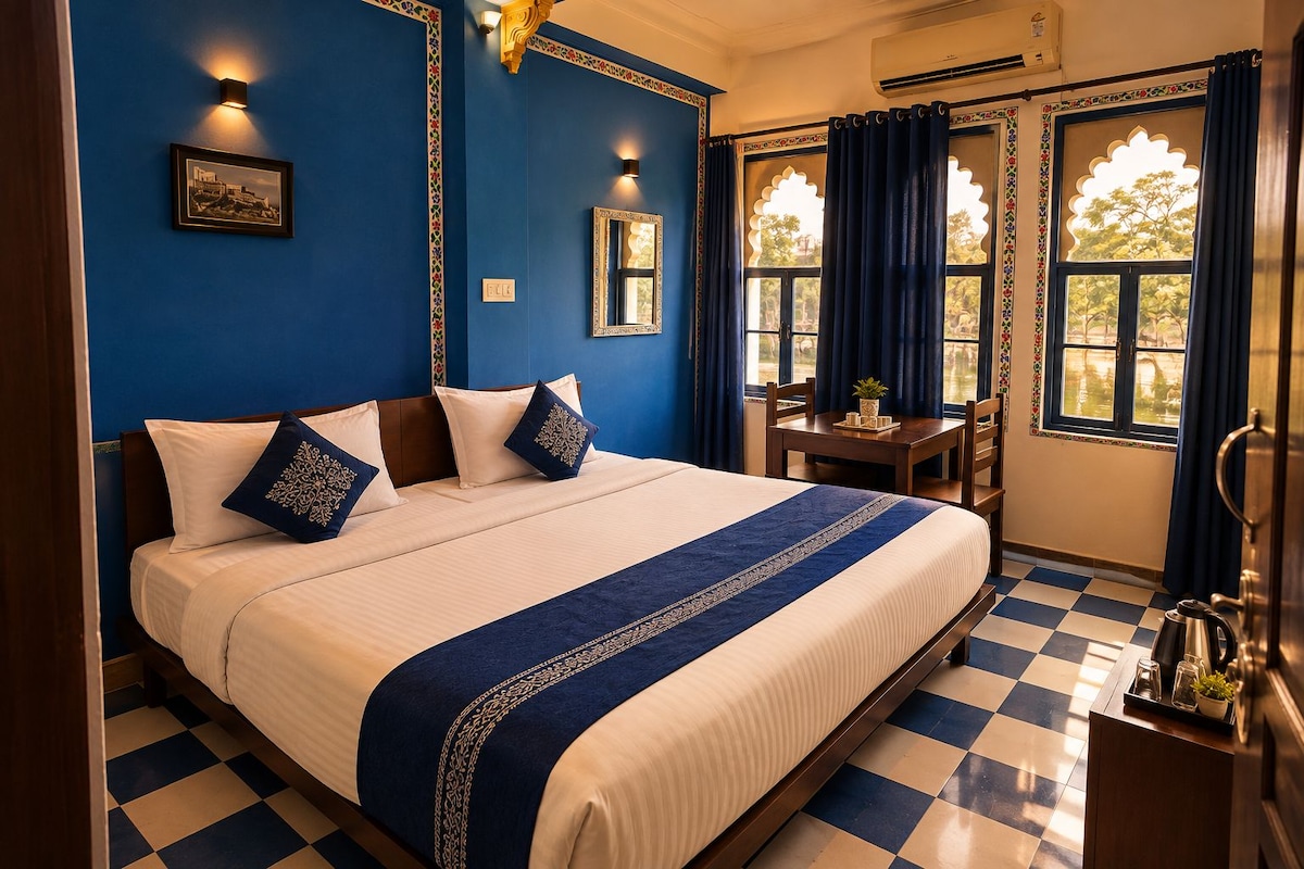 Deluxe Room, Lake View