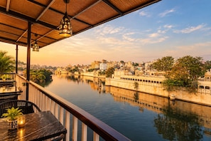 Deluxe Double or Twin Room - Venice View Hotel & Restaurant (Udaipur)