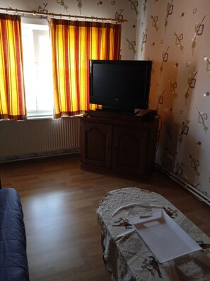 TV