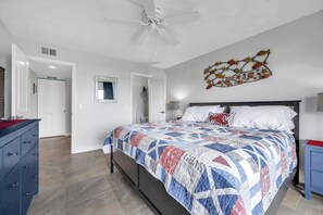 2 Schlafzimmer, Schreibtisch, Bügeleisen/Bügelbrett, kostenloses WLAN