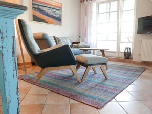 TV, DVD player, stereo