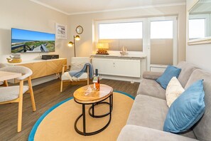 Unclassified image, 4 of 14, button