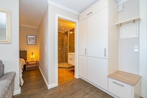 Shower, hair dryer, towels - Gusy 4 U - 1-room vacation apartment Gusy 4 U in the heart of Westerland, 100 m from the (Sylt)