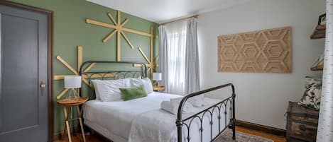 1 bedroom, desk, iron/ironing board, free WiFi