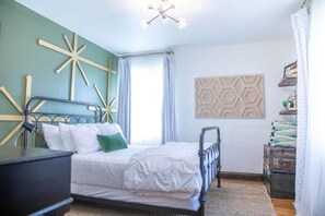 1 bedroom, desk, iron/ironing board, free WiFi