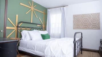 Desk, iron/ironing board, free WiFi, bed sheets