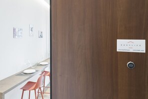 Interior - Easylife - Contemporary design on the Navigli (Milano)