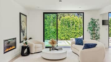 Luxe huis, meerdere bedden, toegang tot zwembad, uitzicht op zwembad (Casa Leona) | Interieur