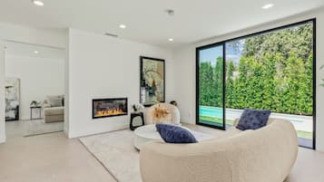 Luxe huis, Meerdere bedden, toegang tot zwembad, uitzicht op zwembad (Casa Leona) | Interieur