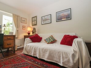 Living area - St. Mary's House (Chipping Norton)