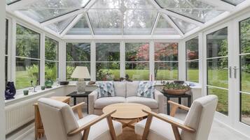 ๊ฑฐ์ค ๊ณต๊ฐ