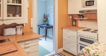 4 bedroom cozy home in Mandal