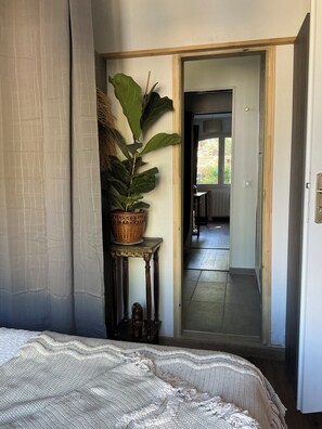 2 slaapkamers, een strijkplank/strijkijzer, wifi, beddengoed