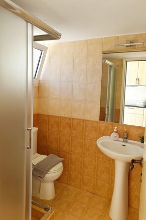 1 bedroom, Internet