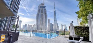 حمام سباحة
