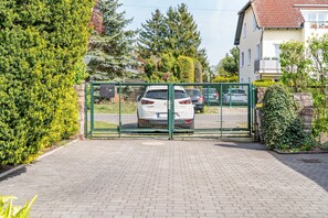 Enceinte de lâhĂ©bergement