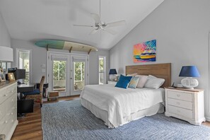 4 bedrooms, free WiFi, bed sheets