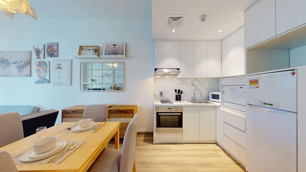 Microwave, oven, stovetop, dishwasher