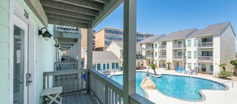 Beachside Serenity or Poolside Bliss, the Best of Both Worlds!