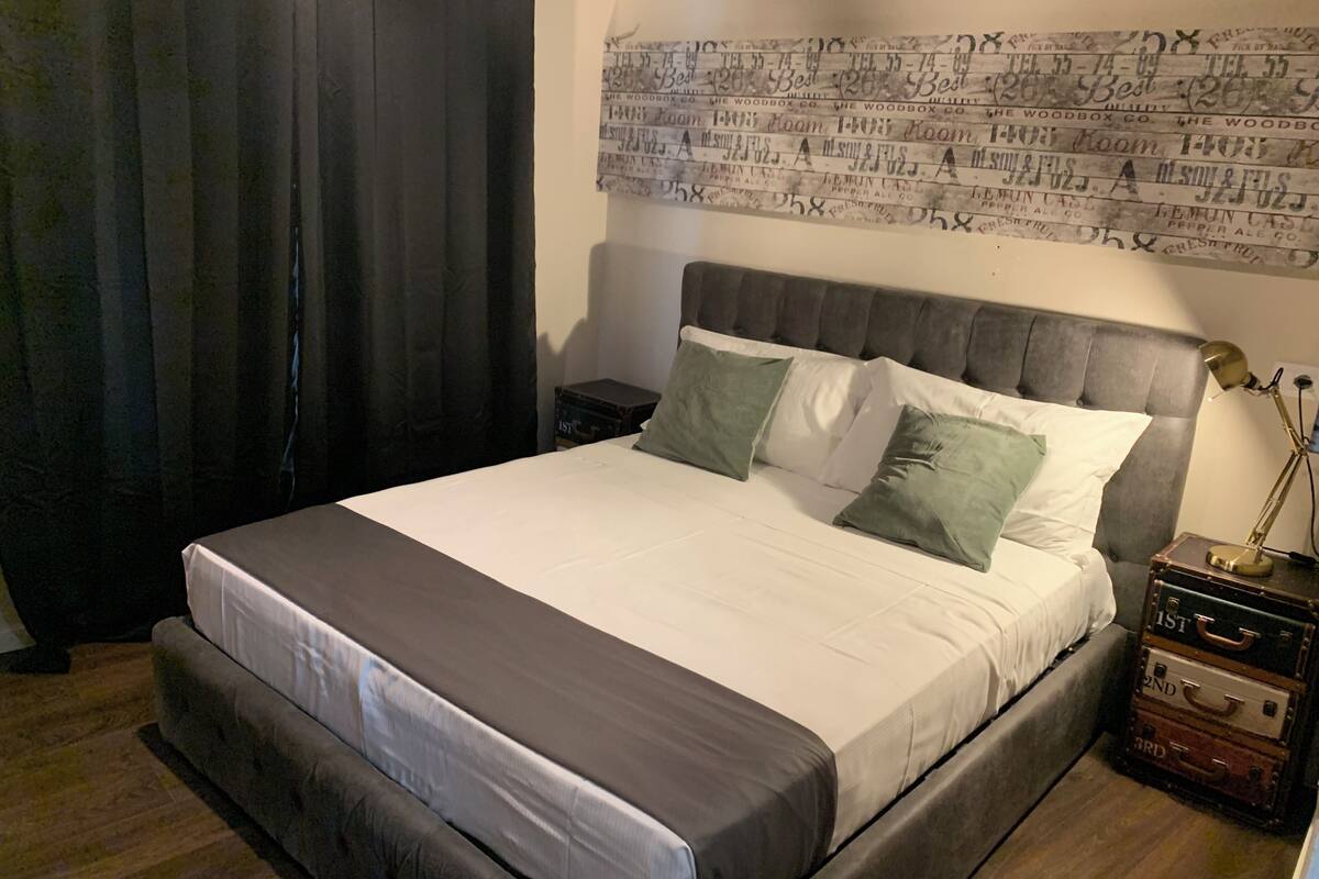 Deluxe Double Room, Balcony, Courtyard View | Blackout drapes, free WiFi