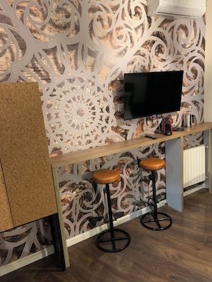 Chambre Double Deluxe, balcon, vue cour intérieure | Rideaux occultants, Wi-Fi gratuit