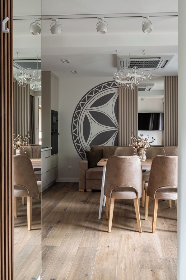 Deluxe Apartment, Balcony | Living area