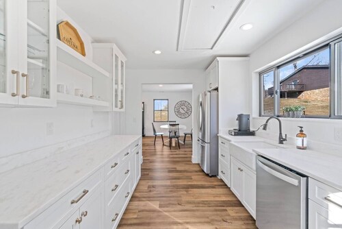 Modern Farmhouse Getaway