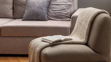Superior Suite, Balcony | Living area