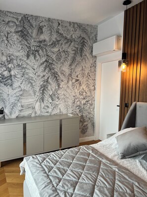 Superior Suite, Balcony | Iron/ironing board, free WiFi