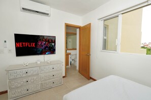 House | 3 bedrooms - Sleeps 10 Views Beach 1 Block (Nuevo Nayarit)