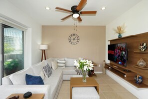 Apartment | 3 bedrooms - Sleeps 10 Views Beach 1 Block (Nuevo Nayarit)