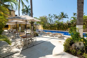 Unclassified image, 5 of 43, button - Sleeps 10 Views Beach 1 Block (Nuevo Nayarit)