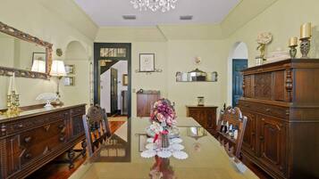 House | 2 bedrooms, Internet