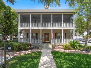 House | 2 bedrooms, Internet - Charming Green Cove Historic Home 1st Floor Stay (Green Cove Springs)
