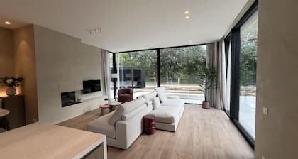 Modern Cozy Beach Villa - La Madrague