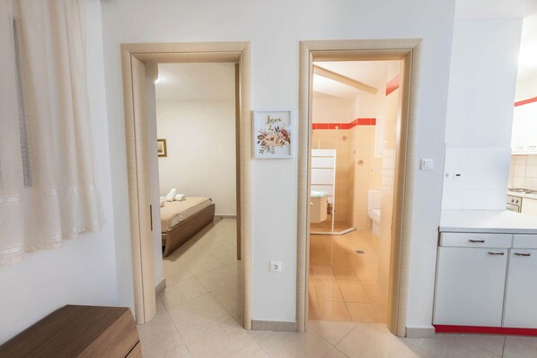 Studio | 1 bedroom, Internet - Kourouta Beachfront Escape Walk to the Waves (Ilida)