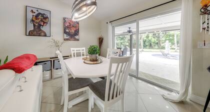 Fishing Dock & Canal Views: Fort Lauderdale Home!