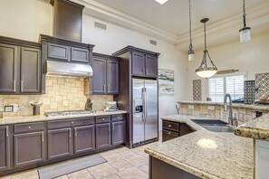 House (3 Bedrooms) | Interior - Family-friendly El Paso Home: Hike, Shop & Explore (El Paso)