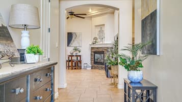 Nhà (3 Bedrooms) | Nội thất