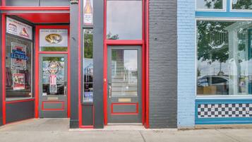 Apartment (0 Bedroom) | Bahagian dalam