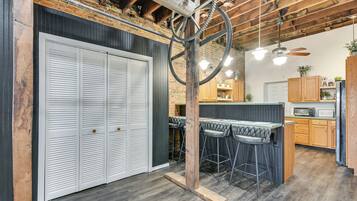 Apartment (0 Bedroom) | Bahagian dalam