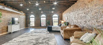 Deck + River View: Loft in Downtown Hannibal
