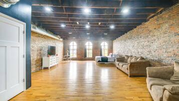 Apartemen (0 Bedroom) | Bagian depan properti