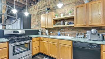 Apartment (0 Bedroom) | Interior