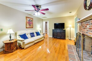 House (4 Bedrooms) | Interior